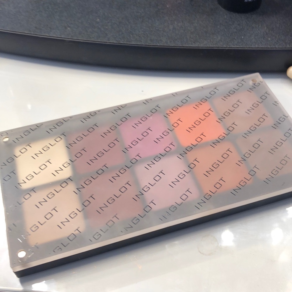 Inglot pallete MINT